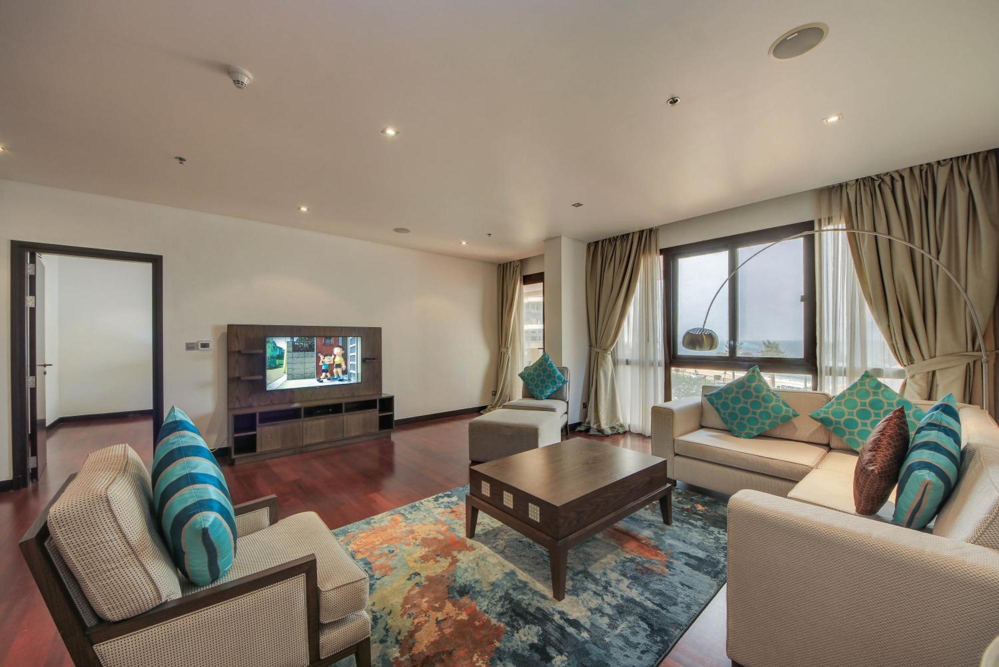 Luxe Getaways Royal Amwaj Palm Jumeirah Resort Apartment Holiday Home ดูไบ ห้อง รูปภาพ