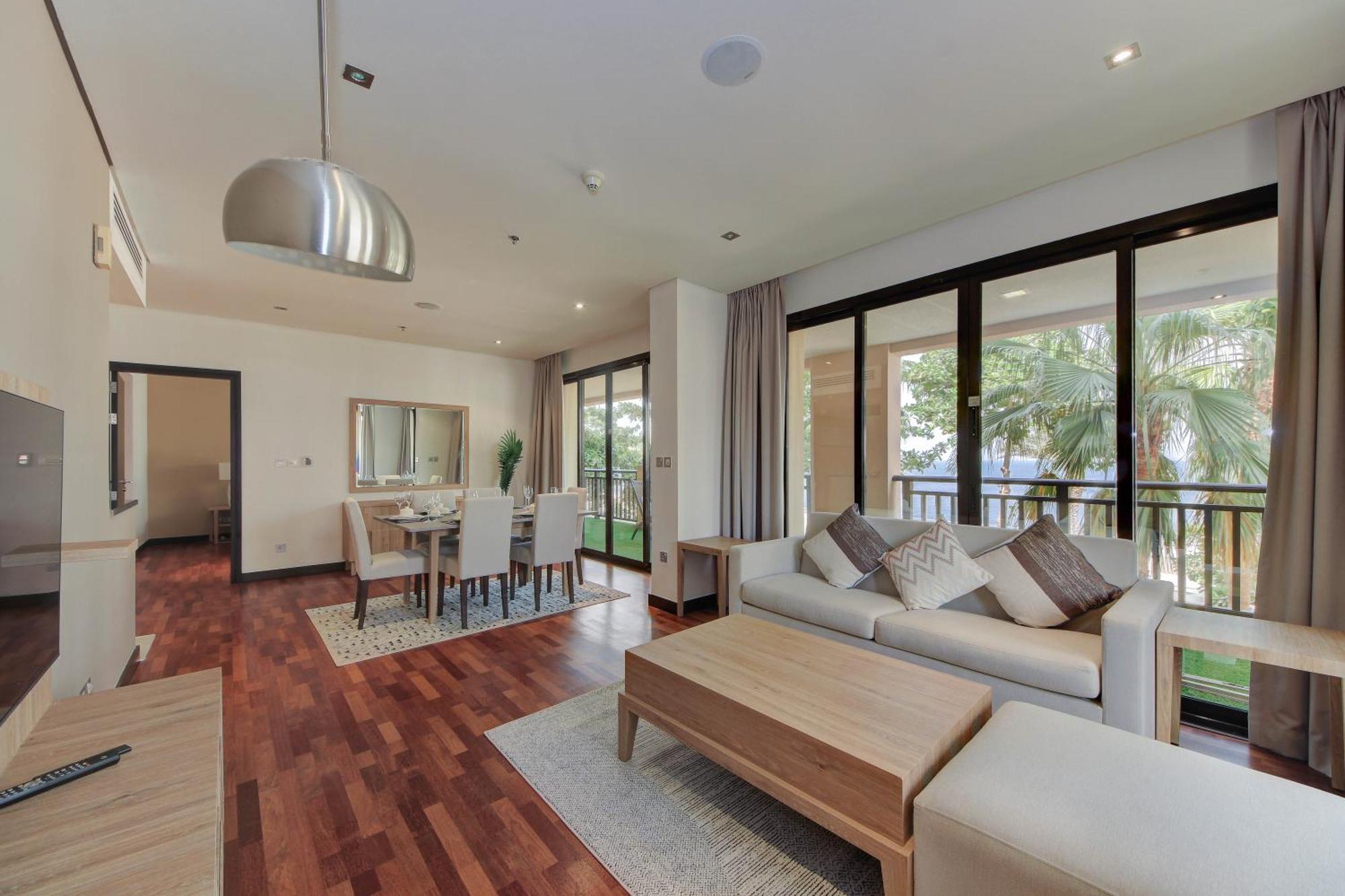 Luxe Getaways Royal Amwaj Palm Jumeirah Resort Apartment Holiday Home ดูไบ ภายนอก รูปภาพ