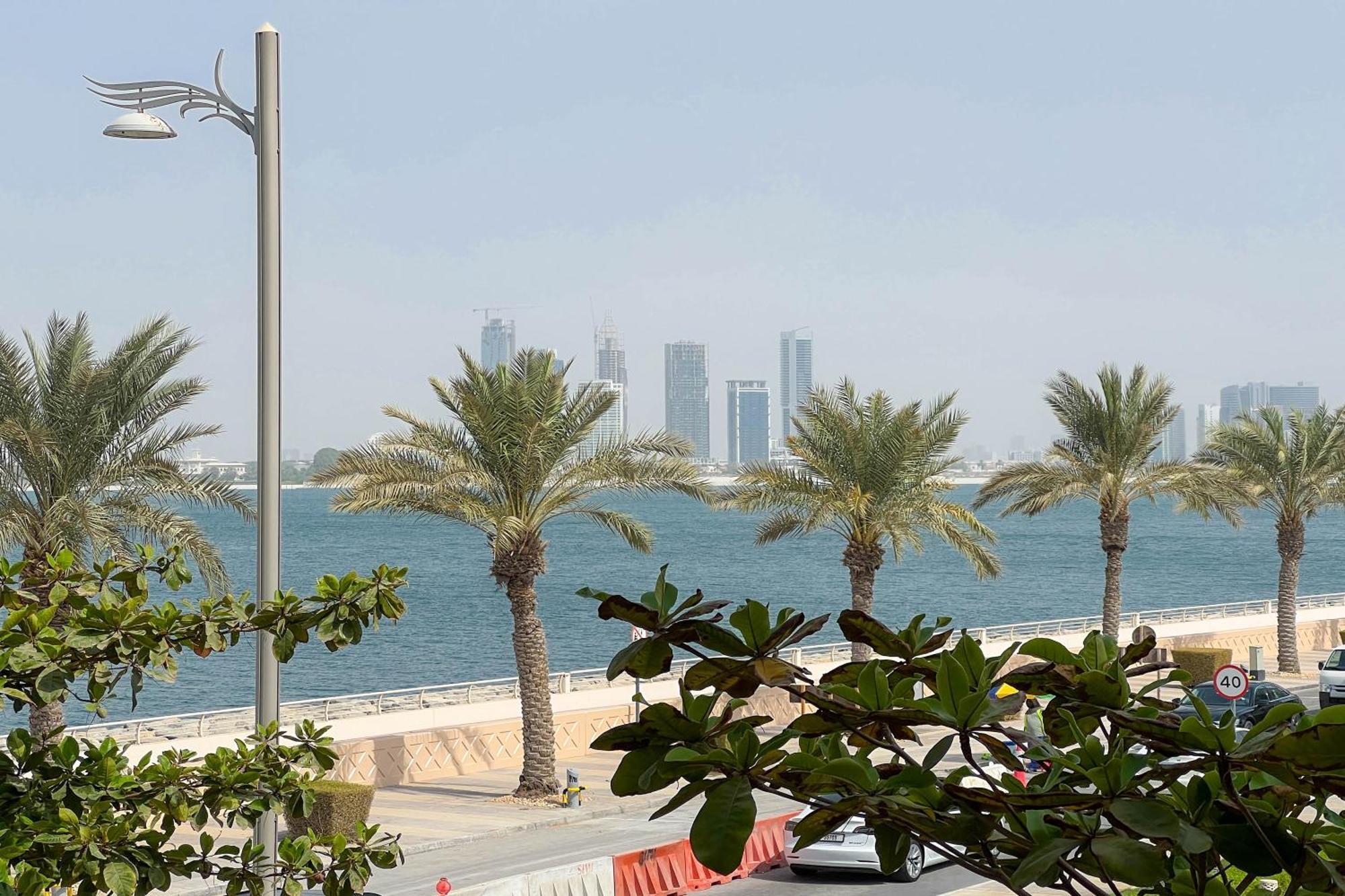 Luxe Getaways Royal Amwaj Palm Jumeirah Resort Apartment Holiday Home ดูไบ ภายนอก รูปภาพ