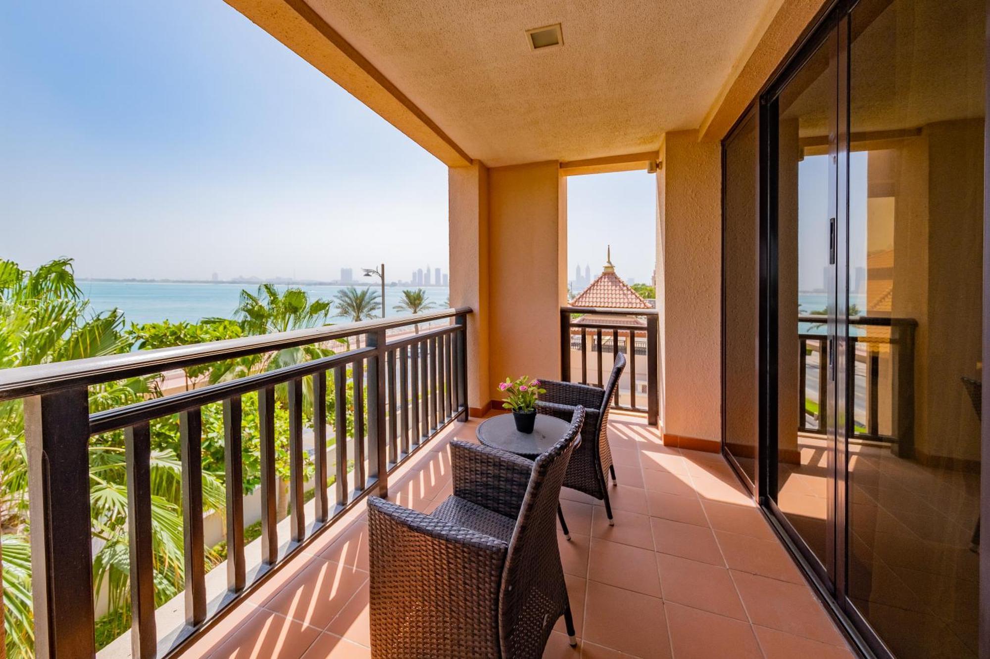 Luxe Getaways Royal Amwaj Palm Jumeirah Resort Apartment Holiday Home ดูไบ ภายนอก รูปภาพ
