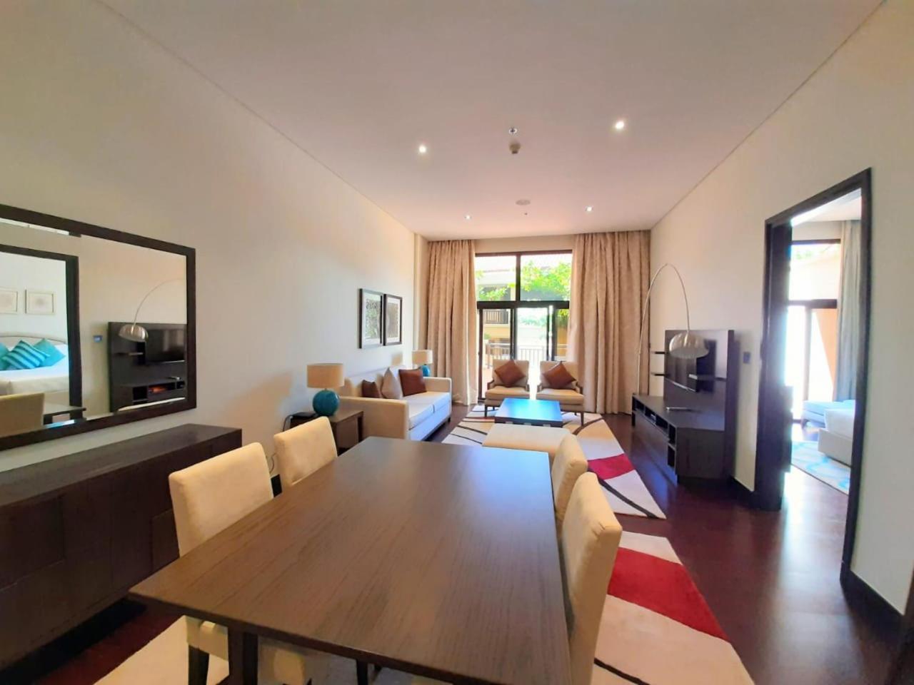 Luxe Getaways Royal Amwaj Palm Jumeirah Resort Apartment Holiday Home ดูไบ ภายนอก รูปภาพ